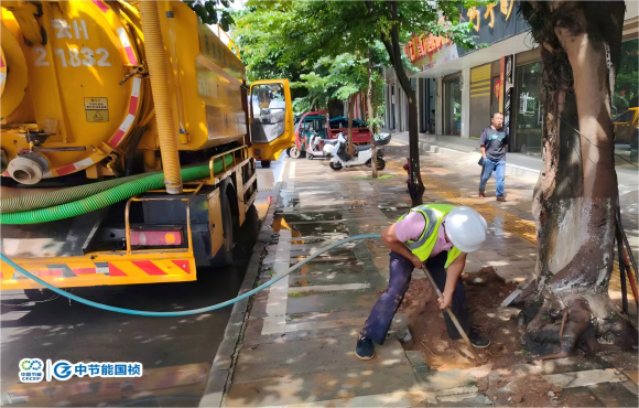 硯山國禎強化供水管網(wǎng)探漏 保障供水服務(wù)民生