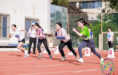 奮勇爭先 賽出精神——集團(tuán)運(yùn)動會展現(xiàn)中節(jié)能國禎好風(fēng)采